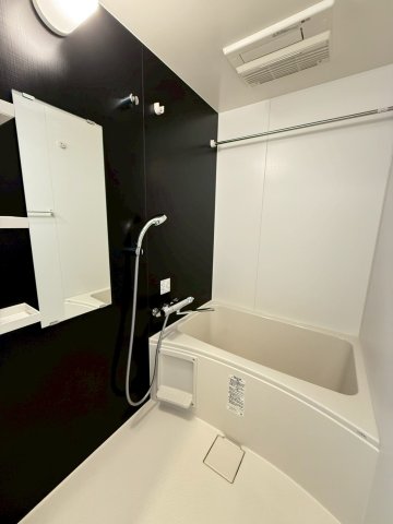 S-RESIDENCE日本橋Qualierの風呂写真