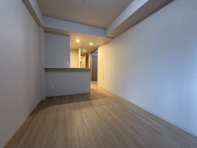 リビオメゾン新大阪の居間写真