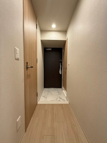 リビオメゾン新大阪の玄関写真