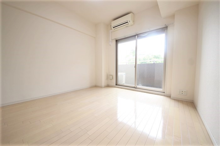 S-RESIDENCE福島Luxeの居間写真