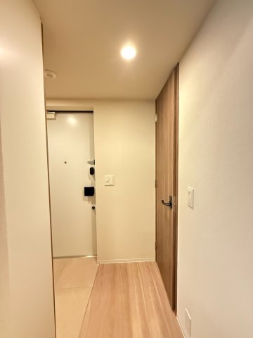 コンフォリア・リヴ本町WEST Qの居間写真