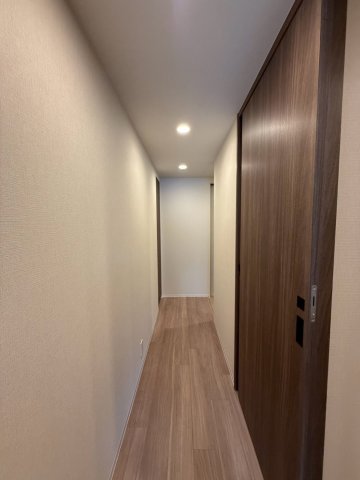 コンフォリア・リヴ本町WEST Qの内装写真