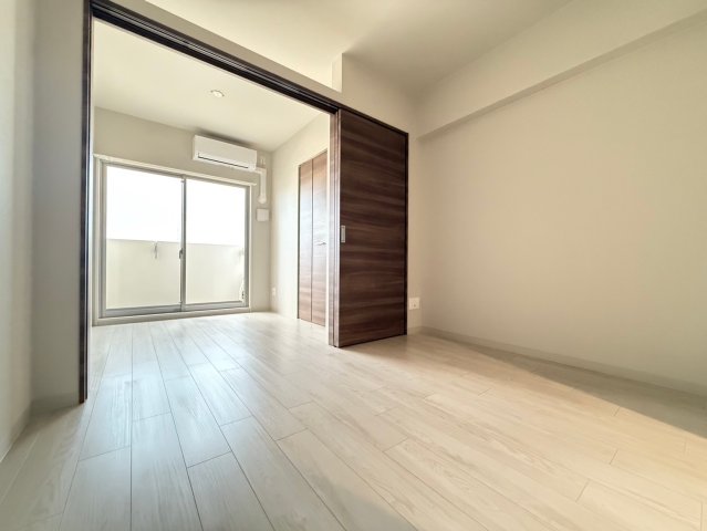 ミラージュパレス難波クルヴァの居間写真