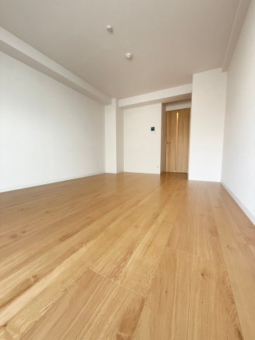 ヴィラナリー大今里の居間写真