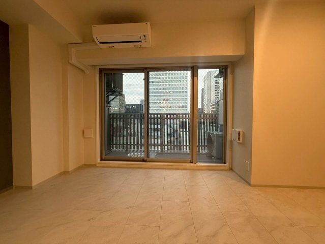 アーバネックス堺筋本町の居間写真