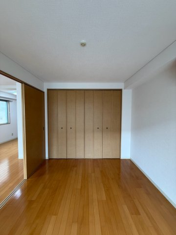 フラット・花の内装写真