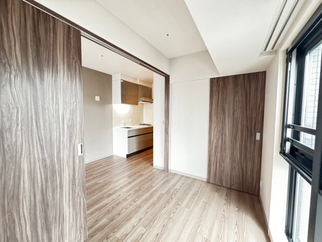 ルフォンプログレ堺筋本町タワーレジデンスの居間写真