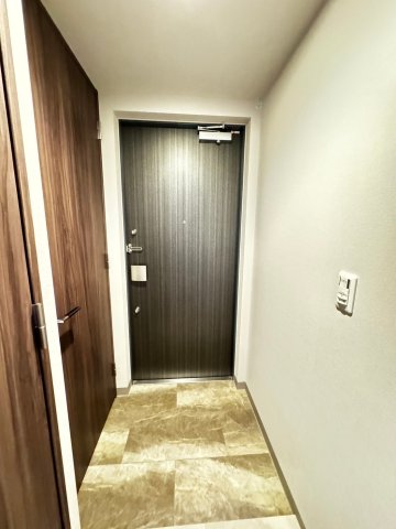ルフォンプログレ堺筋本町タワーレジデンスの玄関写真