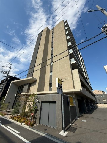 ラフィネール大阪十三の外観写真