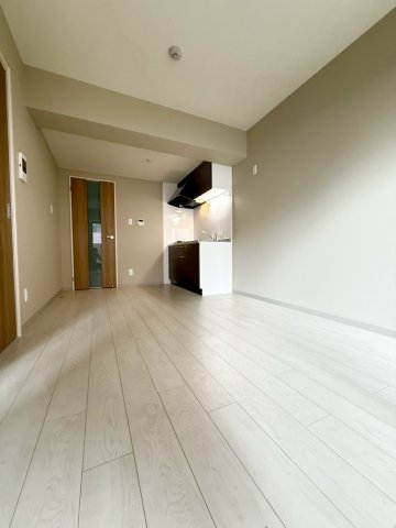 NINE RESIDENCEの居間写真
