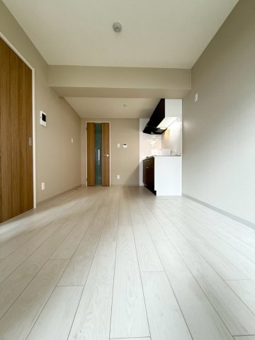 NINE RESIDENCEの居間写真