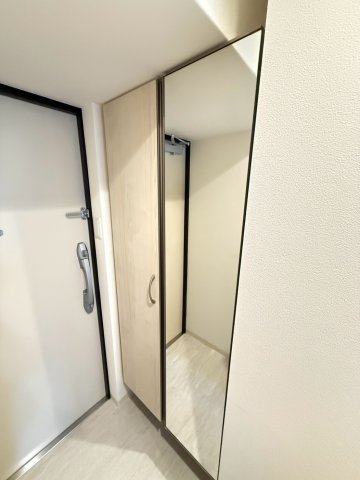 アートレジデンス梅田北Iの玄関写真
