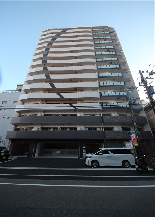 セレニテ本町東リアンの外観写真