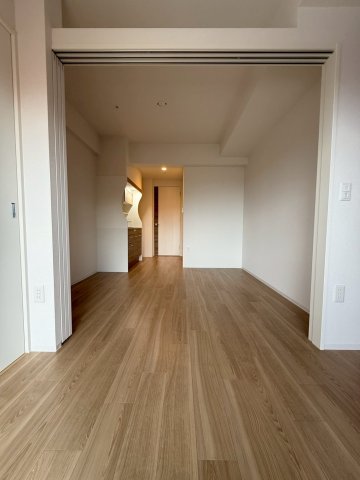 セレニテ新大阪エクラの内装写真