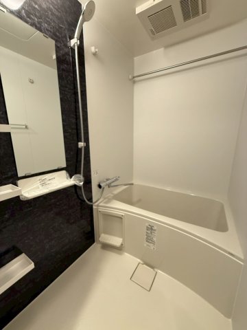 セレニテ新大阪エクラの風呂写真