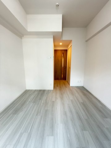 エスリード大阪セレスティアの居間写真