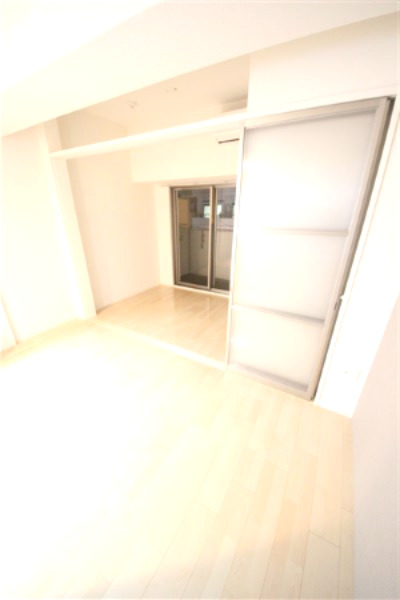 セレニテ上町台の居間写真