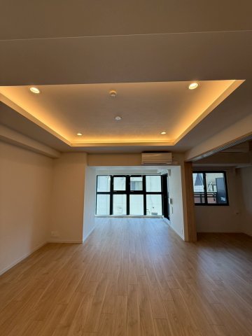 S-RESIDENCE谷町六丁目aloの居間写真