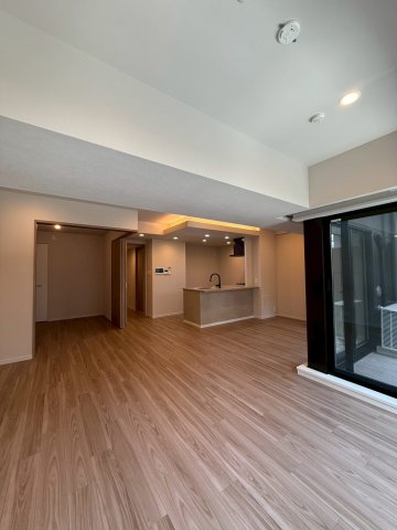 S-RESIDENCE谷町六丁目aloの居間写真