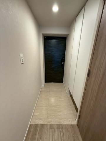 S-RESIDENCE谷町六丁目aloの玄関写真