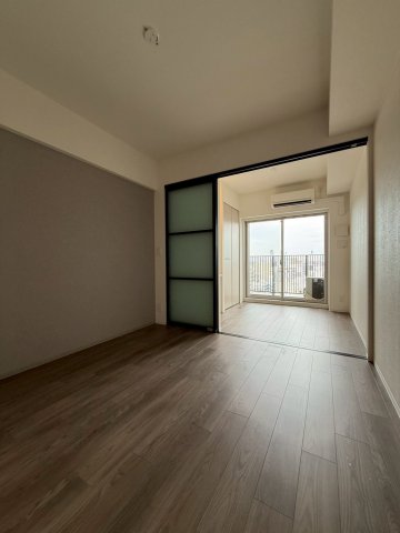 アーバネックス難波WESTの居間写真