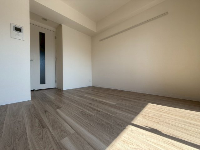 プレサンス梅田東グラッドの居間写真