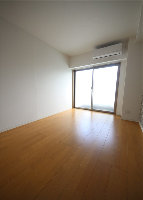 FLレジデンス心斎首府の居間写真