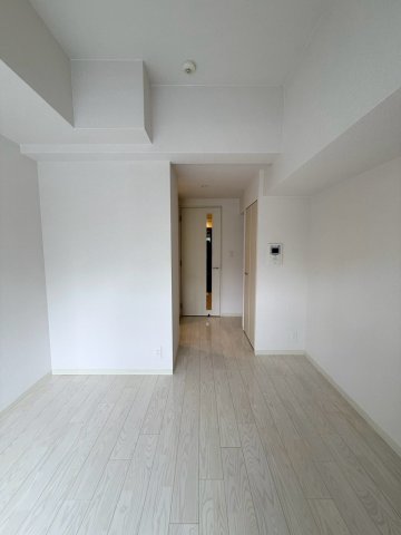 プレサンスタワー難波WESTの居間写真