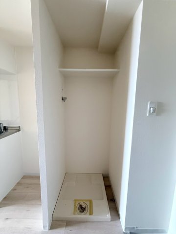 Luxe難波西Iの玄関写真