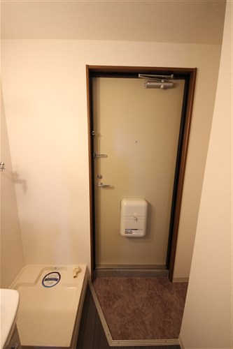 ビビッド北堀江の玄関写真