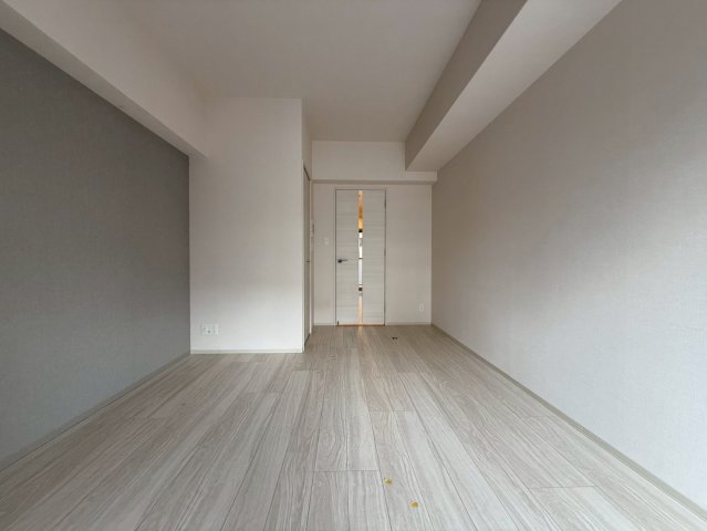 ドゥーエ天満橋の居間写真