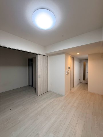 ジオエント福島野田レジデンスの居間写真
