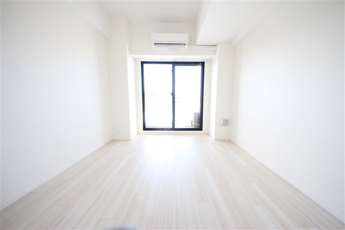 S-RESIDENCE大阪九条Northの居間写真