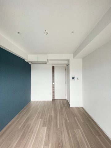 セレニテ東三国ミラクの居間写真