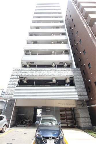 Huttenwerke Osaka Nambaの外観写真