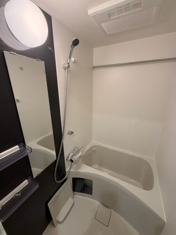 ArtizA瓦屋町IIの風呂写真