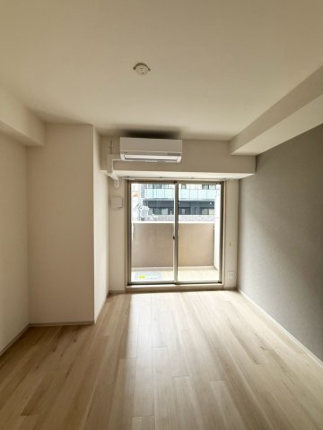 ArtizA瓦屋町IIの居間写真