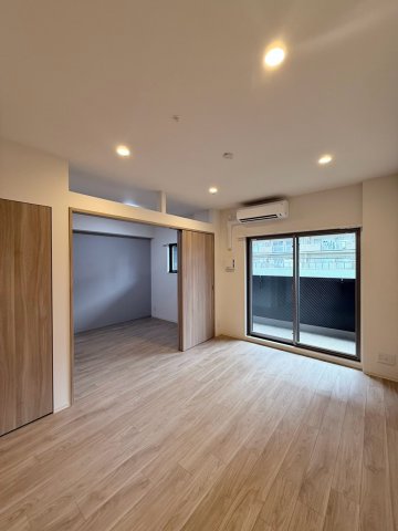 ミラージュパレス新梅田Cieloの居間写真
