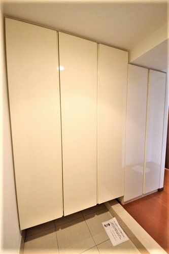淀屋橋アップルタワーレジデンスの玄関写真