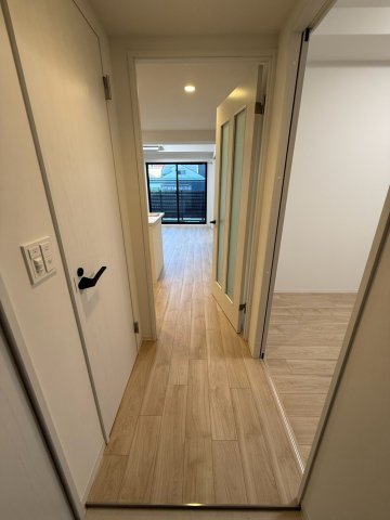 Louis Residence 弁天町の玄関写真