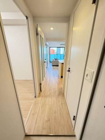 Louis Residence 弁天町の玄関写真