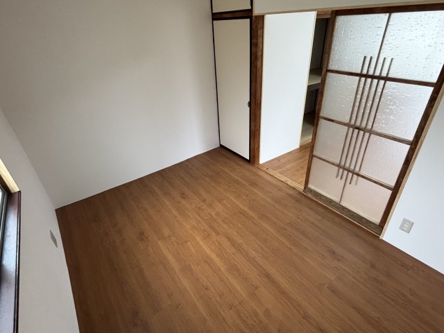 駒三ハウスの居間写真