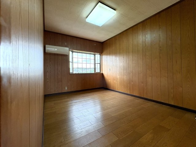 近鉄生駒線 平群駅 徒歩13分 2階建 築37年の居間写真