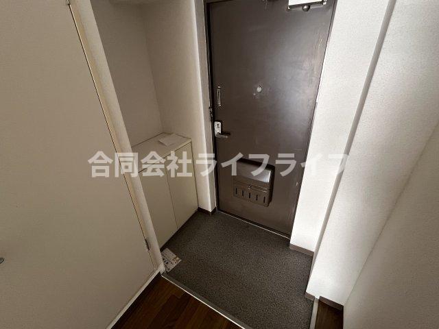 ヤマセンビルの玄関写真