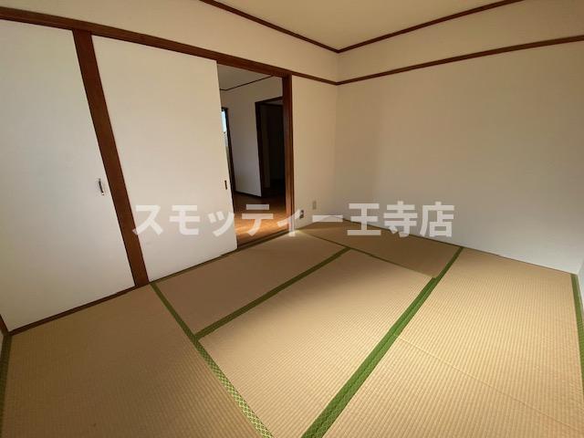 新和マンションの内装写真