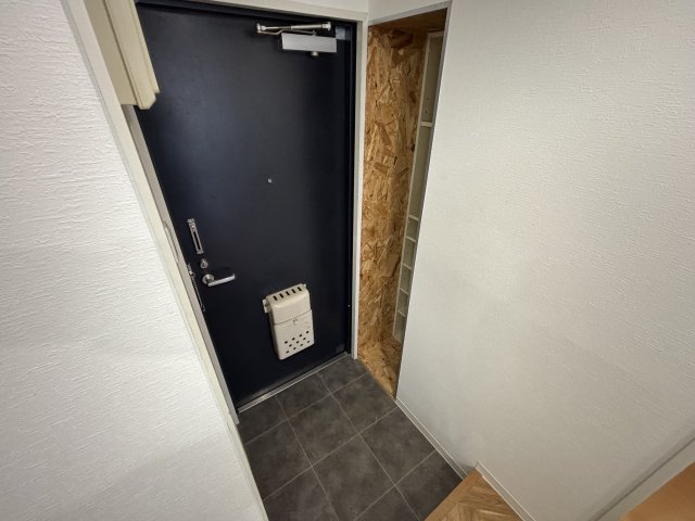 亀井参号館の玄関写真