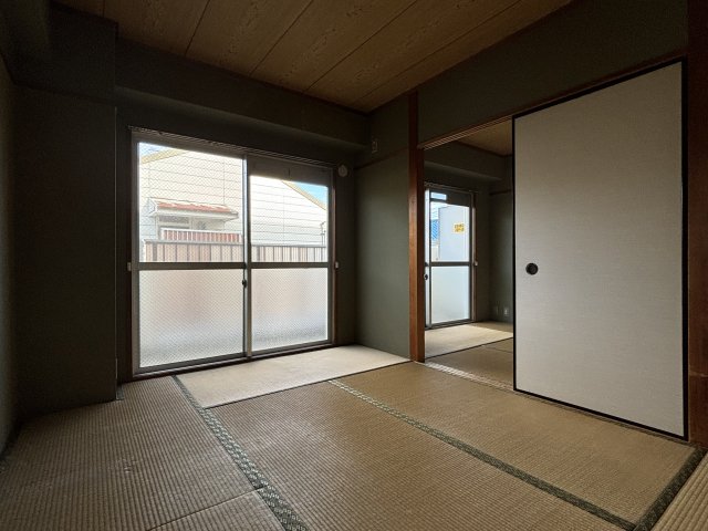 ハタハイツの内装写真