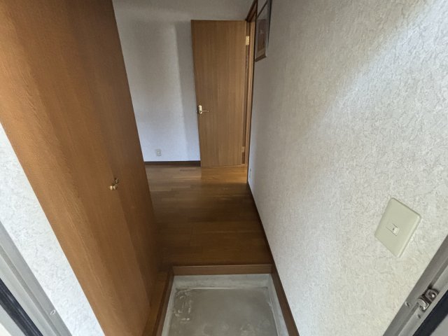 シティコスモ神宮の玄関写真
