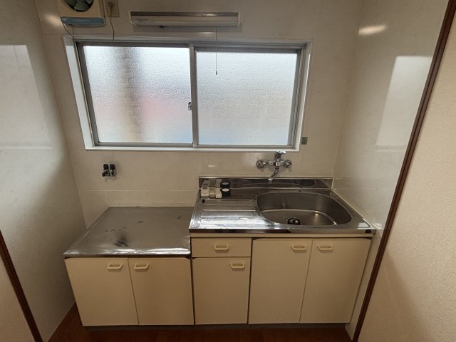 井上マンションのキッチン写真