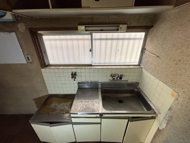 桜井線 桜井駅 徒歩15分 2階建 築57年のキッチン写真